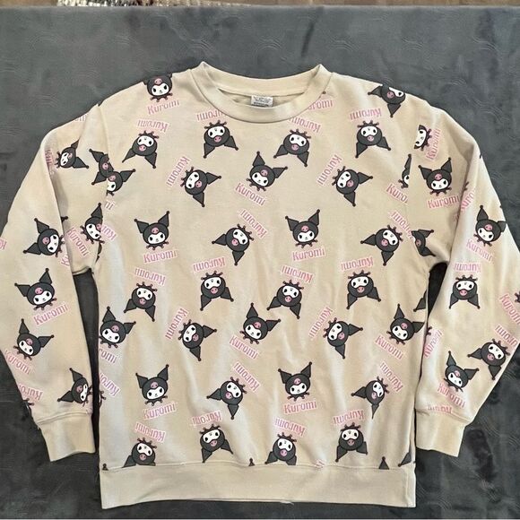 Kuromi All Over Print Crewneck Sweatshirt Size Medium Sanrio Beige Black Pink - Picture 1 of 6